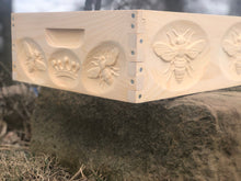 Load image into Gallery viewer, Medium 6 5/8 honey super bee hive body ONLY with 3D relief carving (Un-Assembled) Langstroth