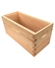 Load image into Gallery viewer, 9 5/8 Deep 5 Frame Nuc body for a Bee Hive Un-Assembled